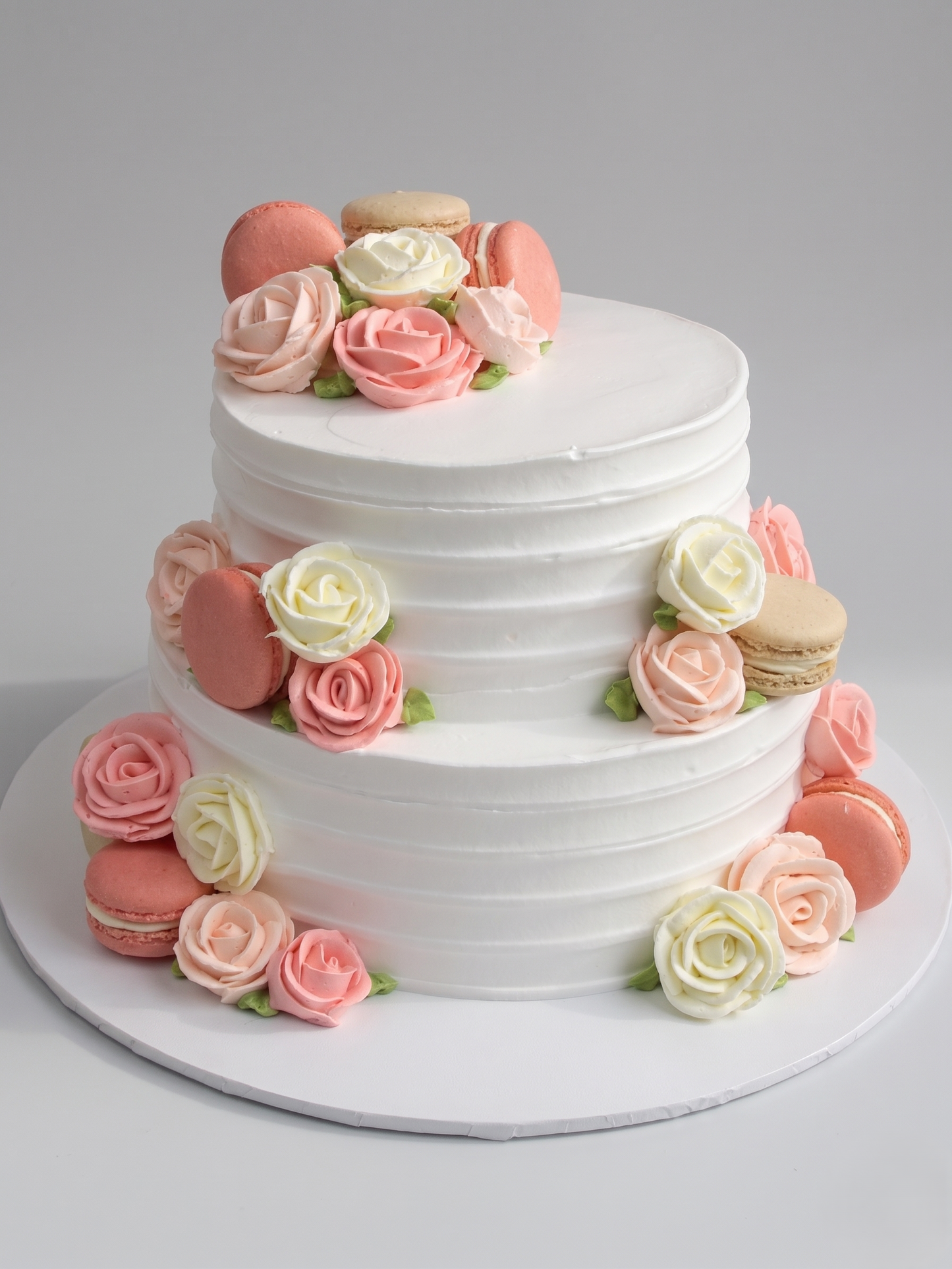 B-546 Roses & Macarons