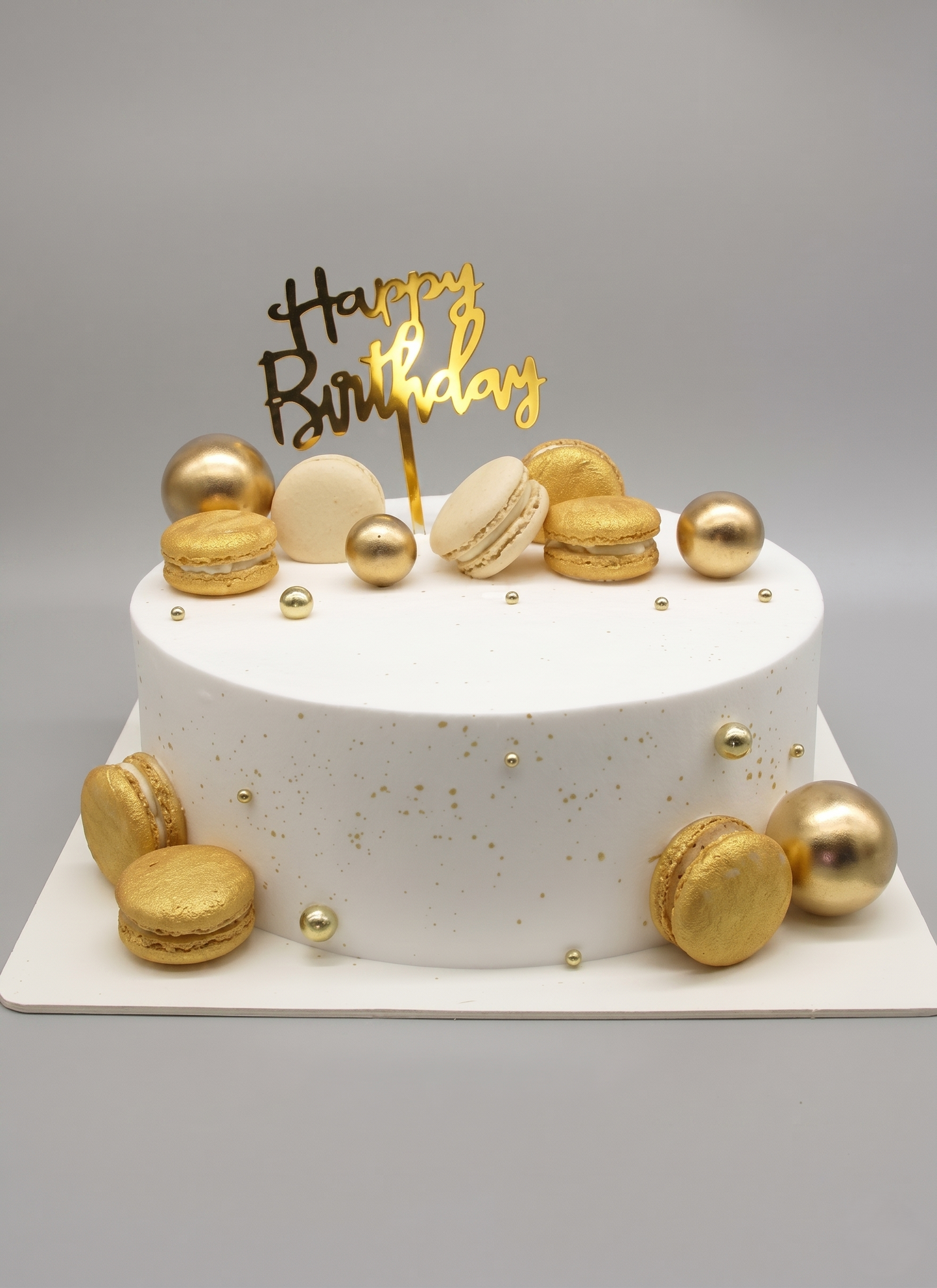 B-826 Gold Macarons