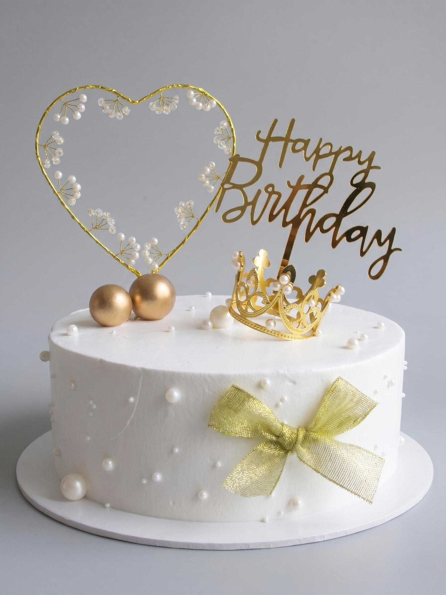 B-908 Pearl Heart with Tiara