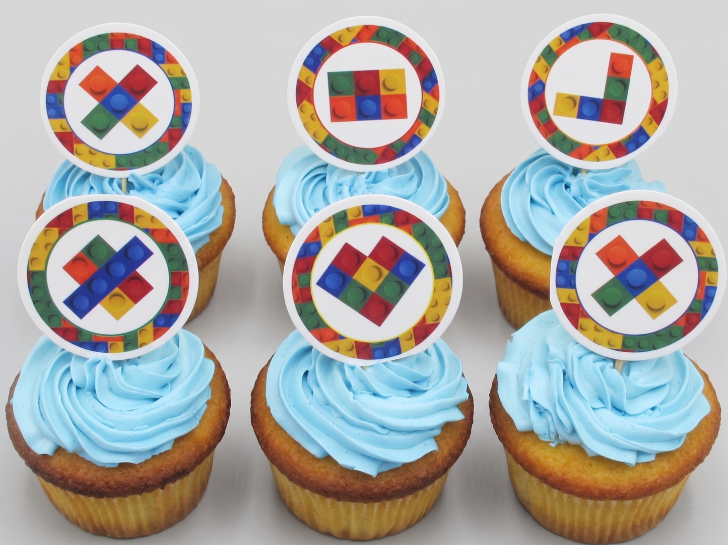 CP-123 Lego Pick Cupcake
