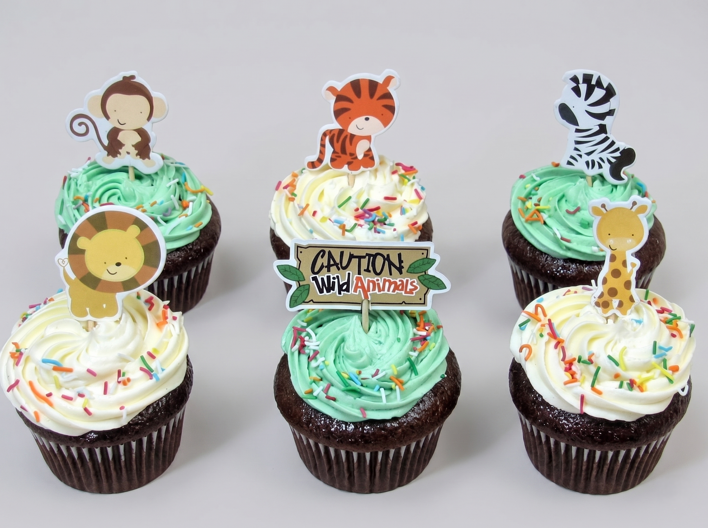 CP-155 Wild Animals Pick Cupcake