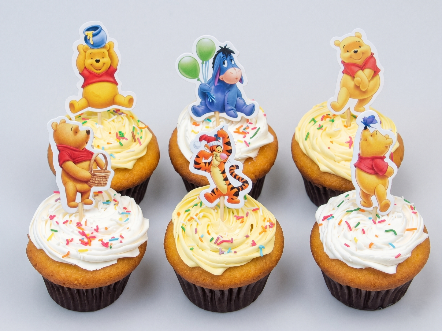CP-166 Pooh & Friends Pick Cupcake
