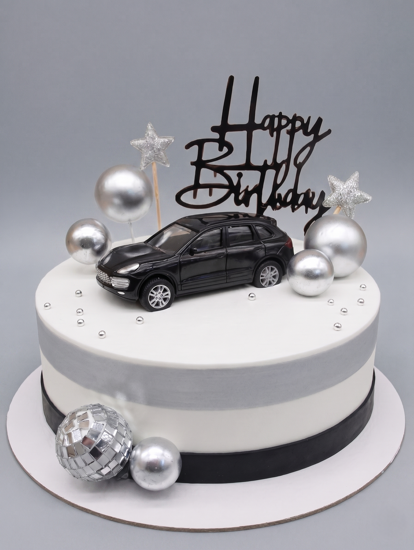 B-818 Silver Balls with Car
