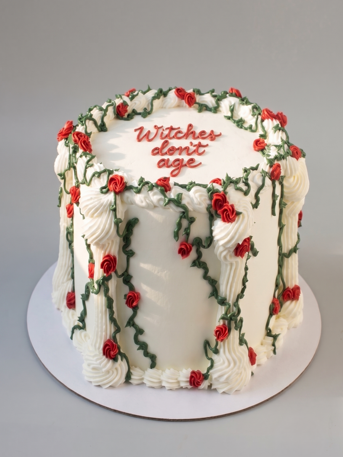 BA-132 Rose Vine Cake