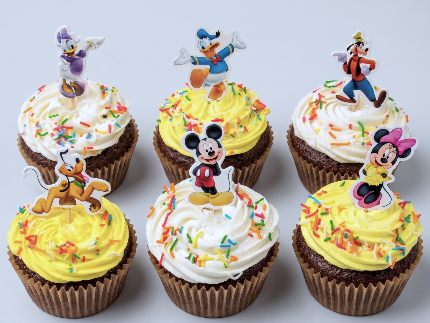 CP-171 Mickeys & Friends Pick Cupcake