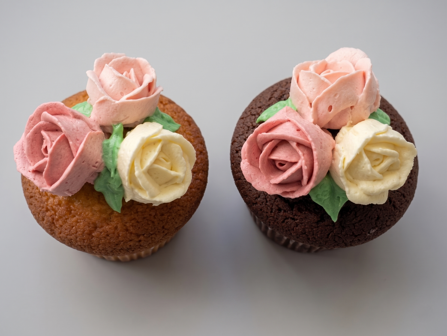 CP-204 Buttercream Roses #4 Cupcake