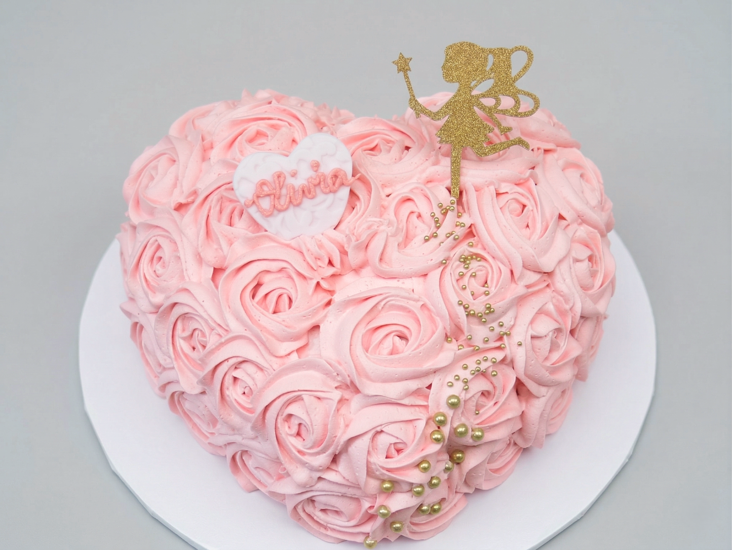 LV-18 Fairy on Pink Heart Shaped Roses