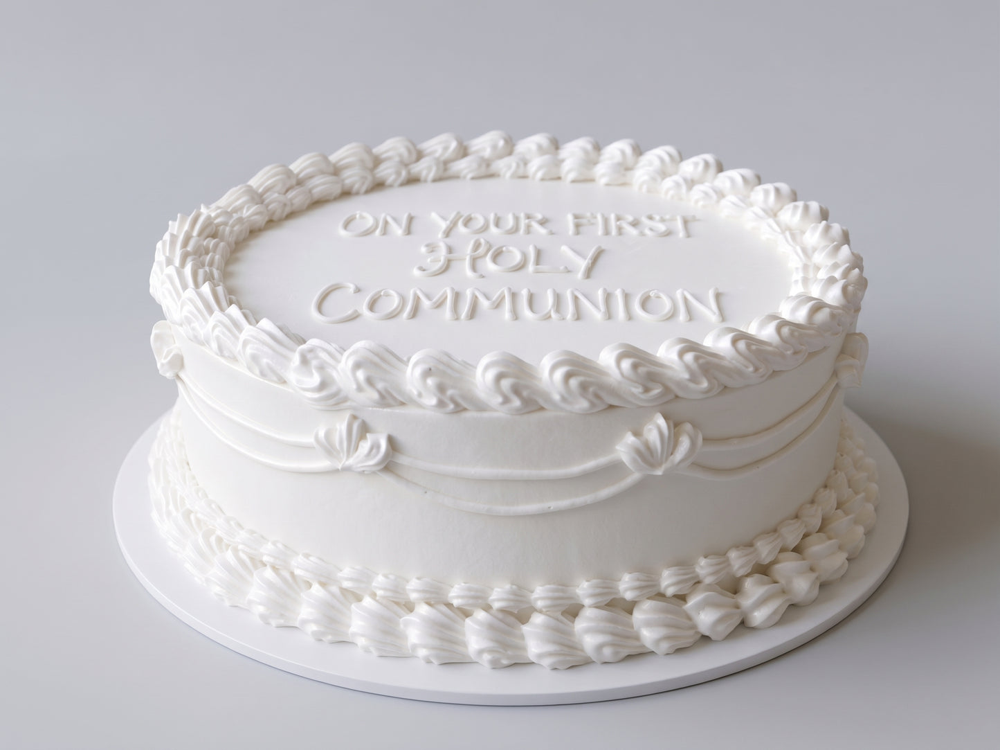RE-008 Vintage Pure White with Piping