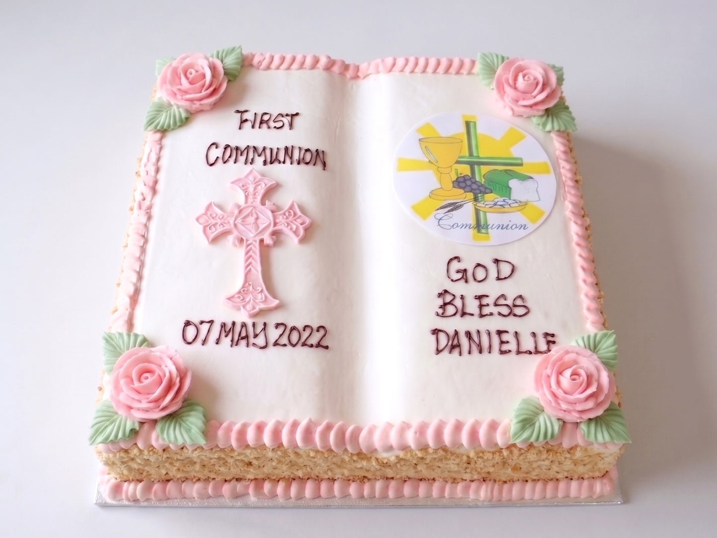 RE-106 Pink Bible Shaped Communion #1
