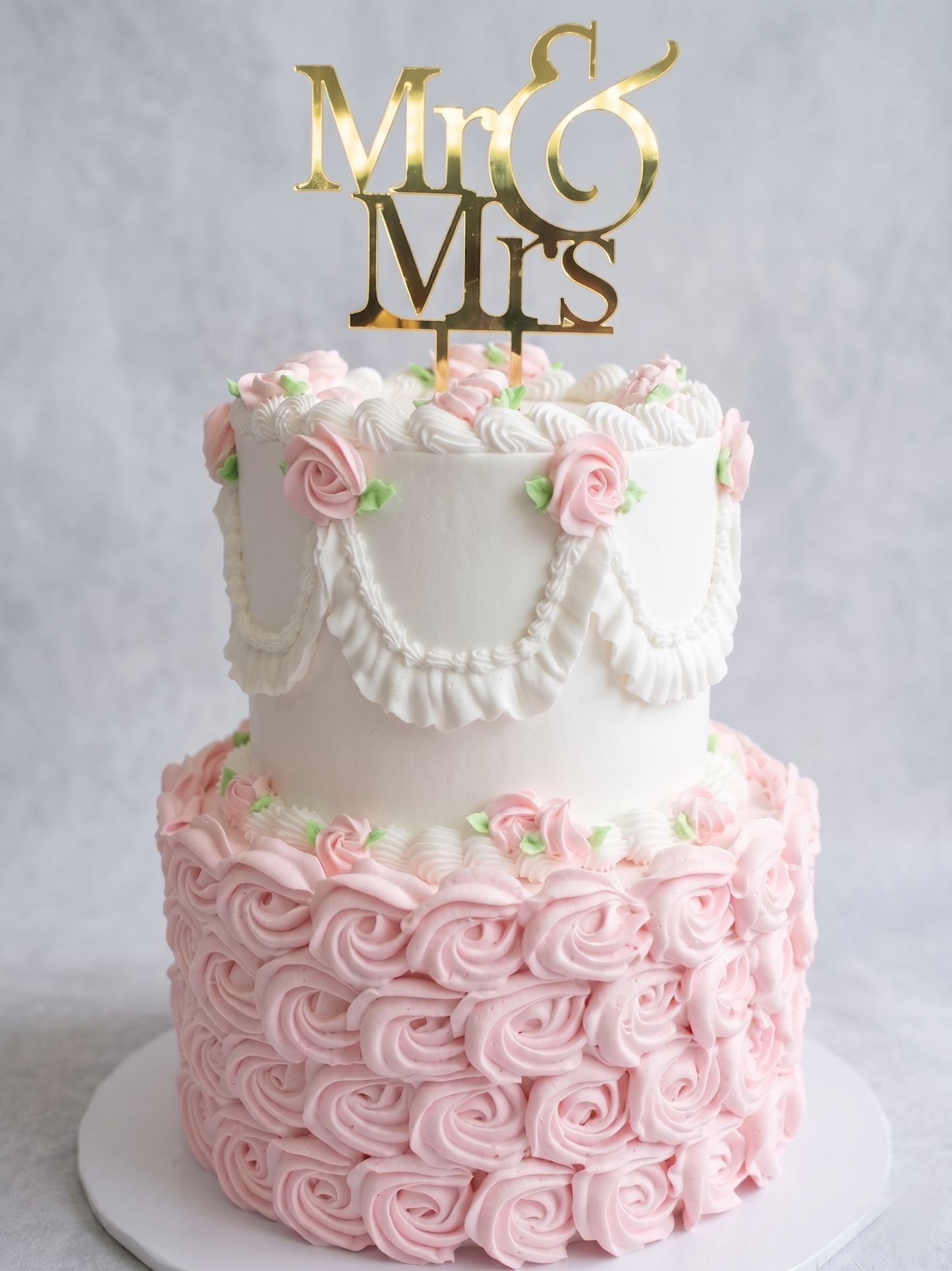 WC-226  2 Tier Double Height Vintage Rose Cake